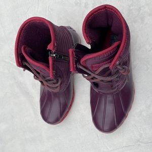 SPERRY Women Duck Boots - NEW NWOB  Size: 8 Tie-up closure Shoe width- med